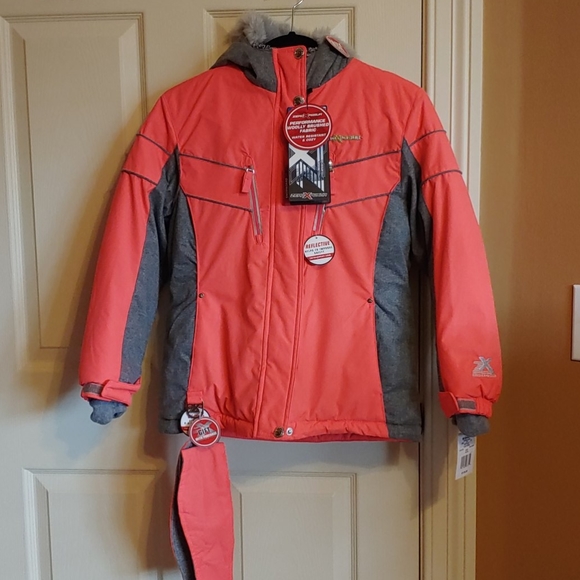 ZeroXposur Other - NWT Girl's Zeroxposur Heavy Coat w/ Hood 10/12